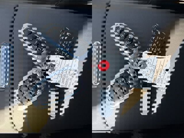 Used 2023 Hyundai Santa Fe SEL w/ Premium Package image 38