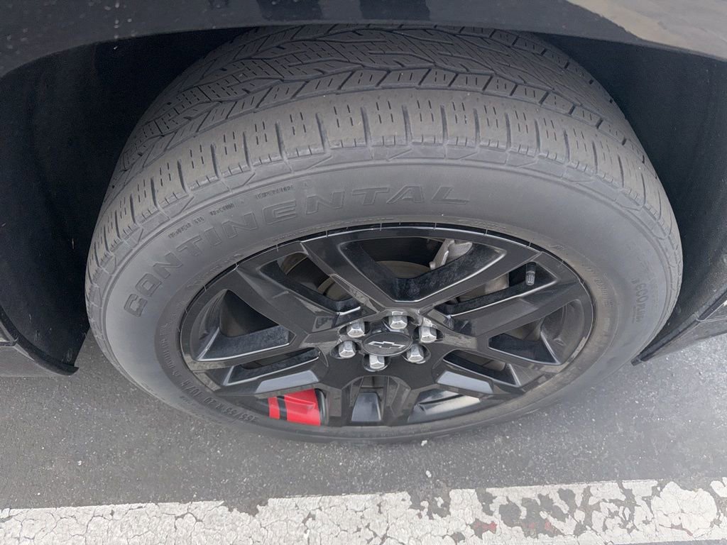 Certified 2023 Chevrolet Traverse Premier w/ Redline Edition FWD image 29