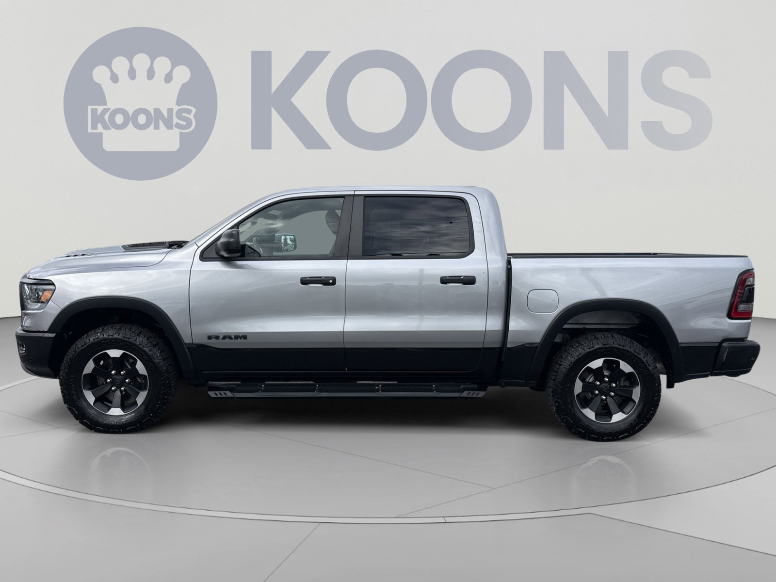 Used 2022 RAM 1500 Rebel AWD/4WD image 2