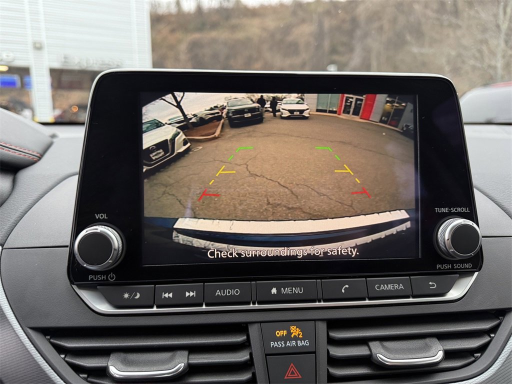 Used 2023 Nissan Altima 2.5 SR image 17