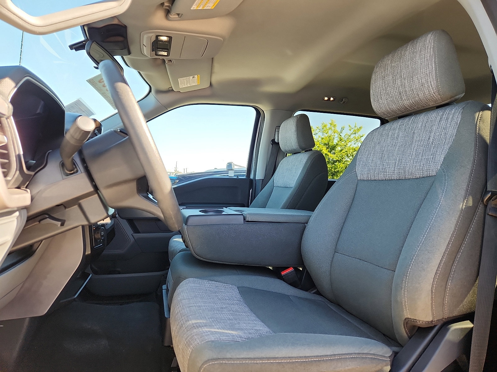 Used 2023 Ford F150 XLT AWD/4WD image 13