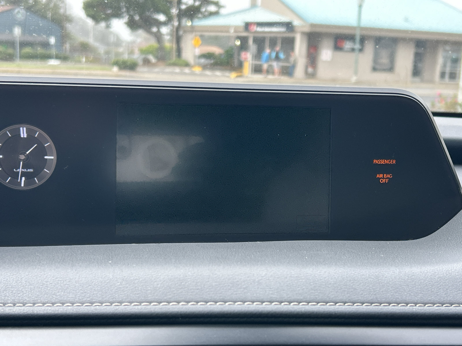 Used 2022 Lexus UX 200 w/ Accessory Package (Z1) FWD image 27