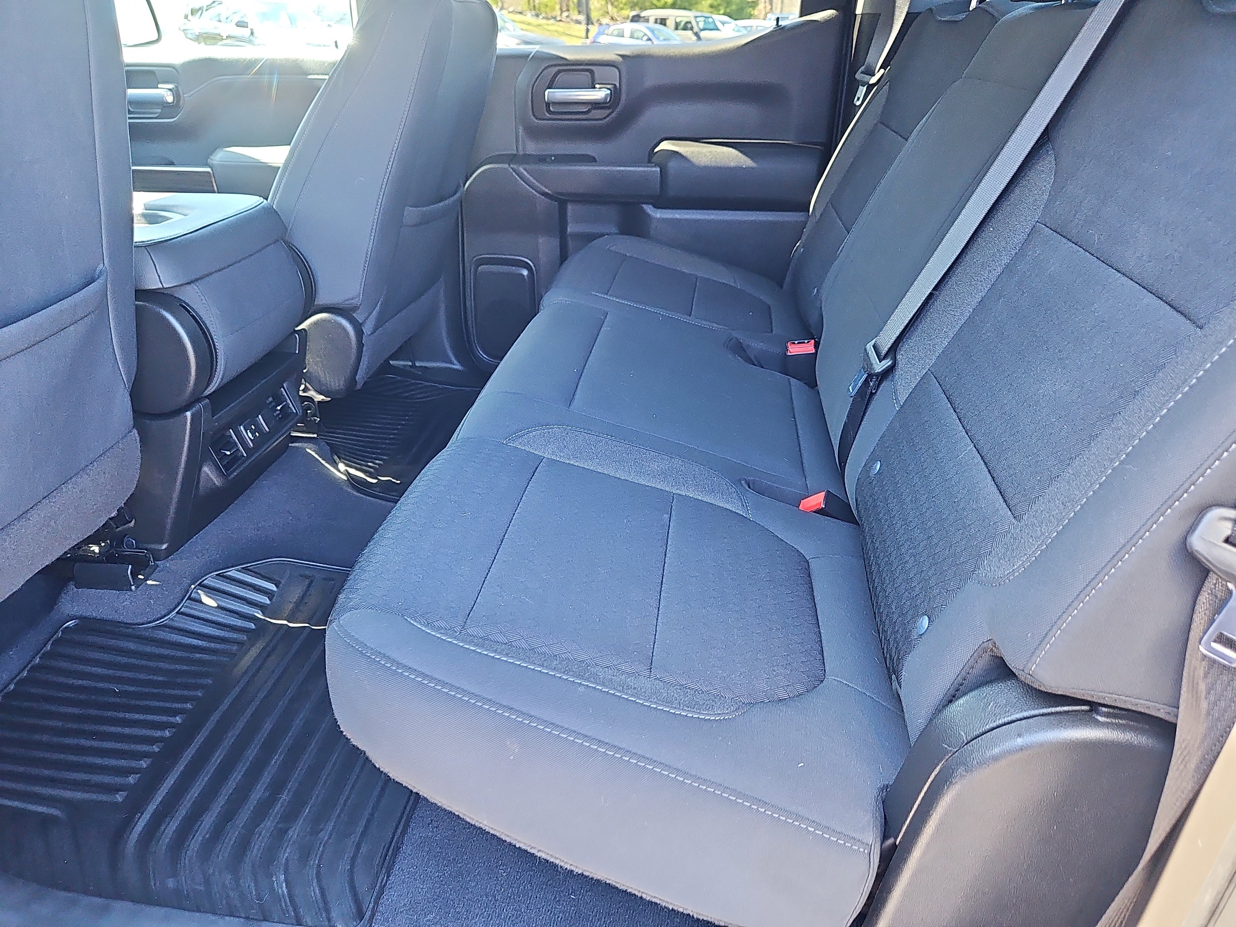 Used 2021 Chevrolet Silverado 1500 LT w/ Z71 Off-Road Package image 30
