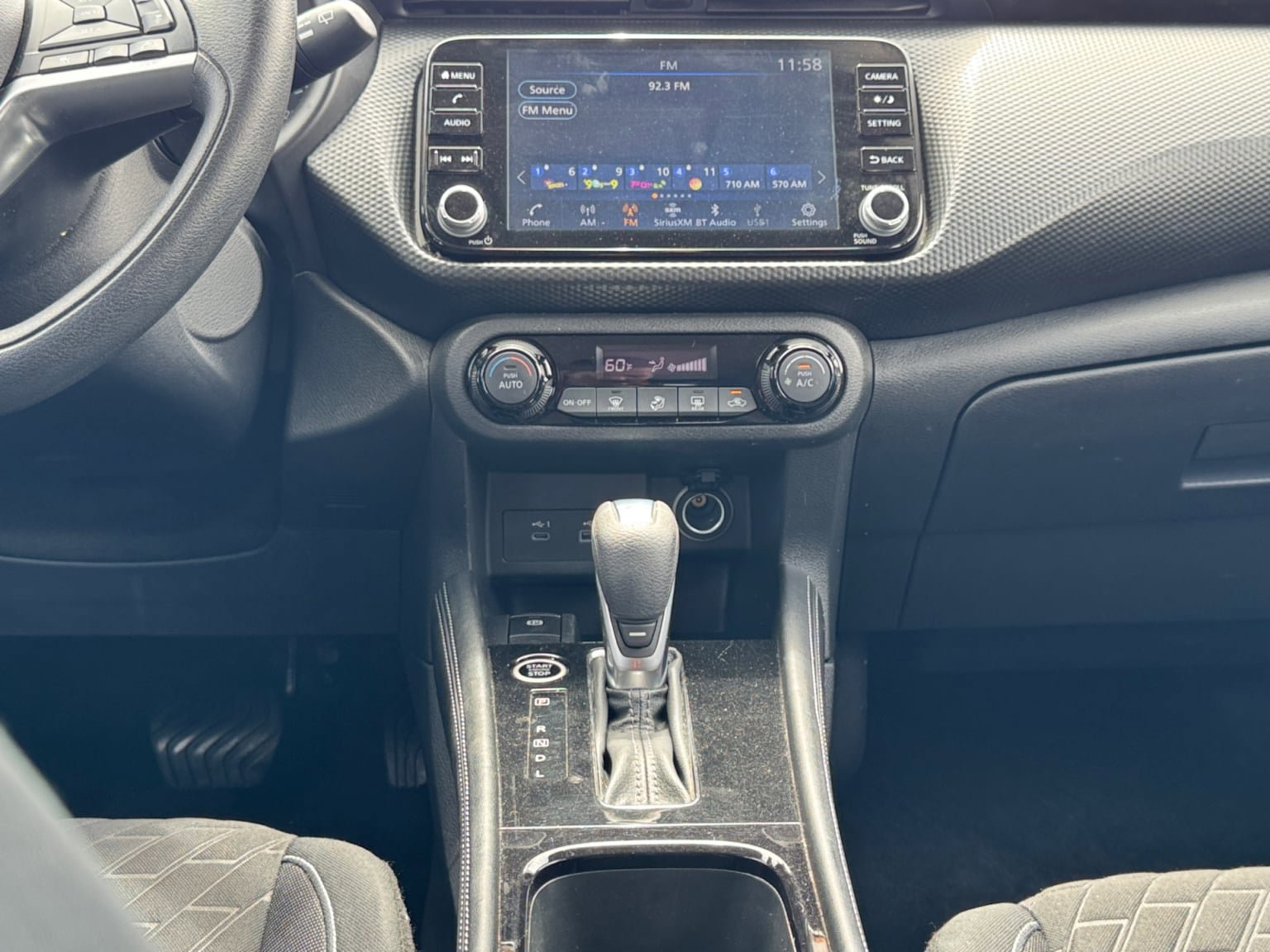 Used 2022 Nissan Kicks SV FWD image 15