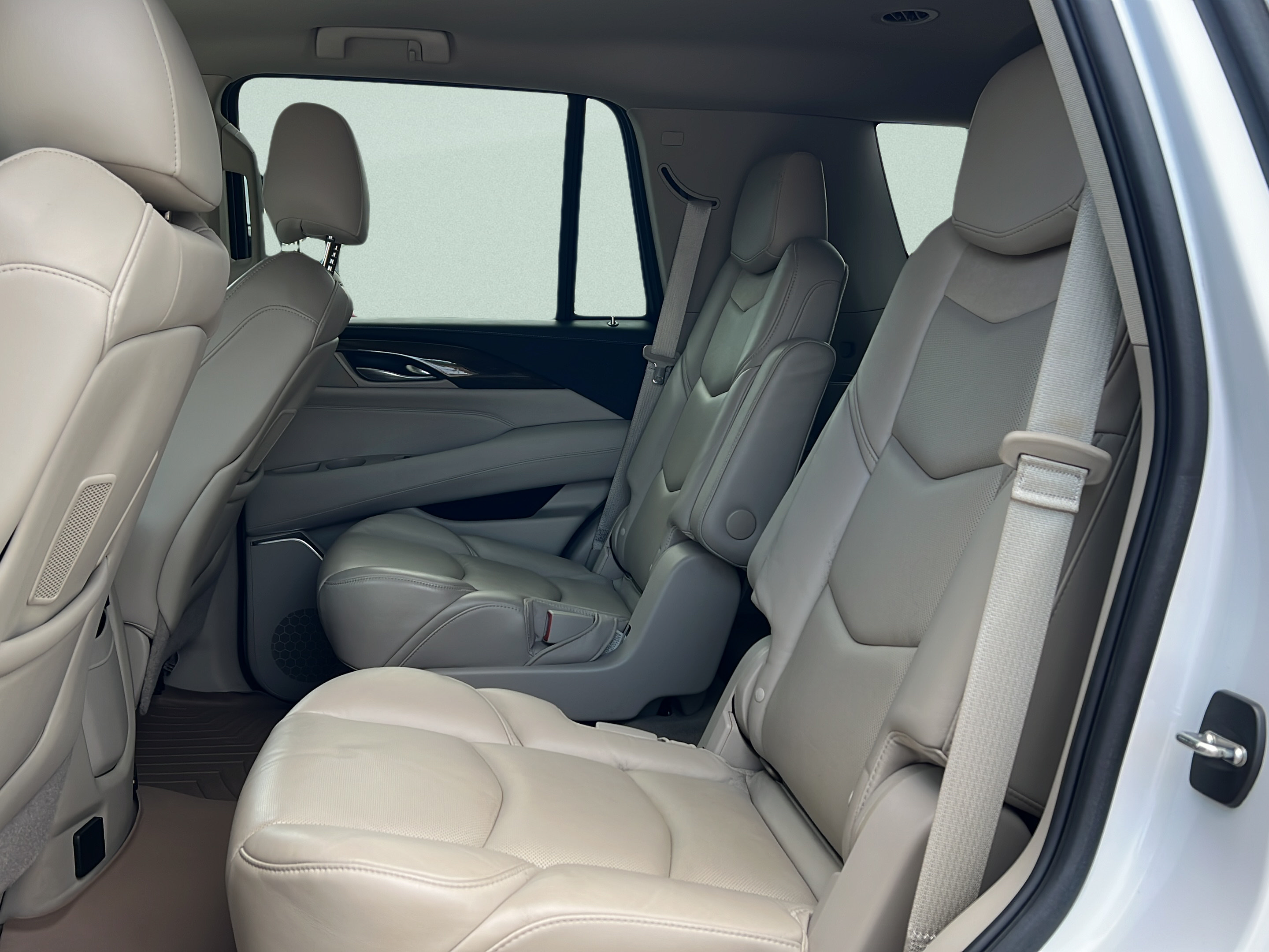 Used 2018 Cadillac Escalade 2WD image 10