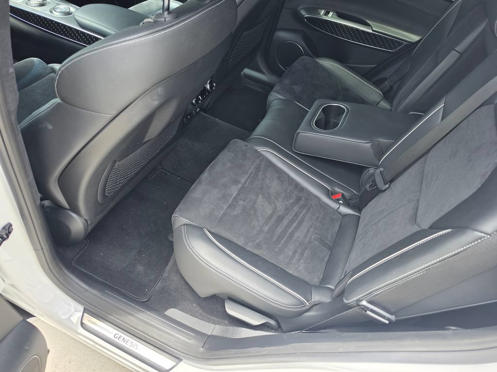 Used 2022 Genesis GV70 3.5T Sport w/ Sport Prestige Package AWD/4WD image 15