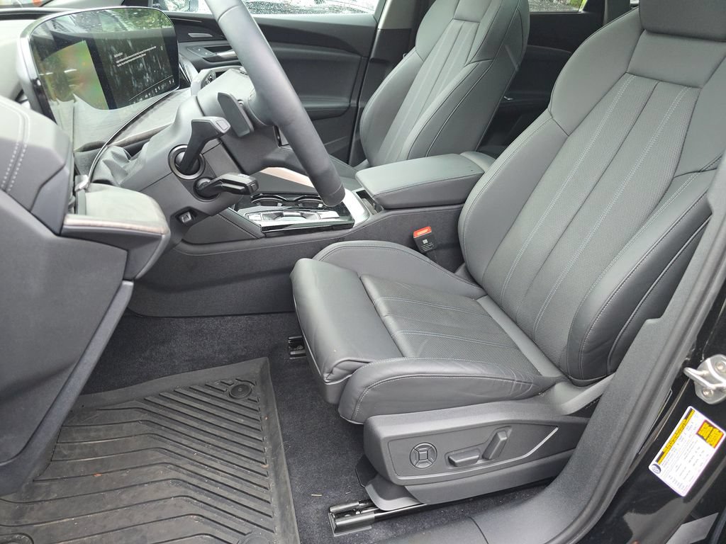 Certified 2025 Audi Q5 Premium w/ Premium Plus AWD/4WD image 26