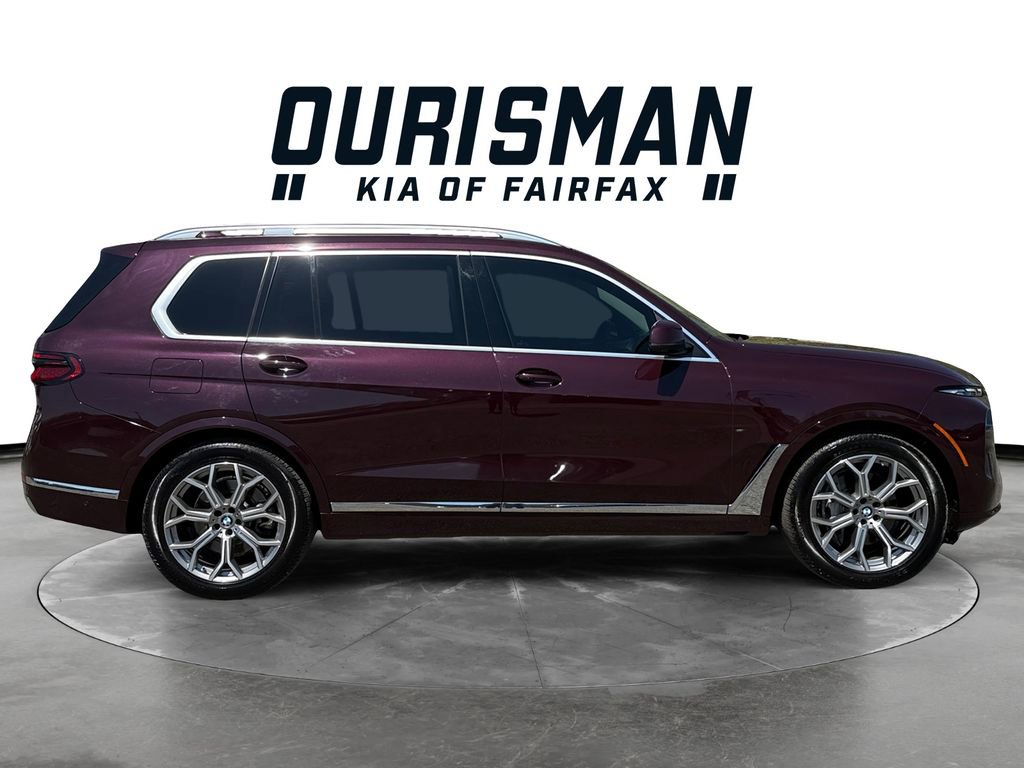 Used 2023 BMW X7 xDrive40i w/ Executive Package image 7