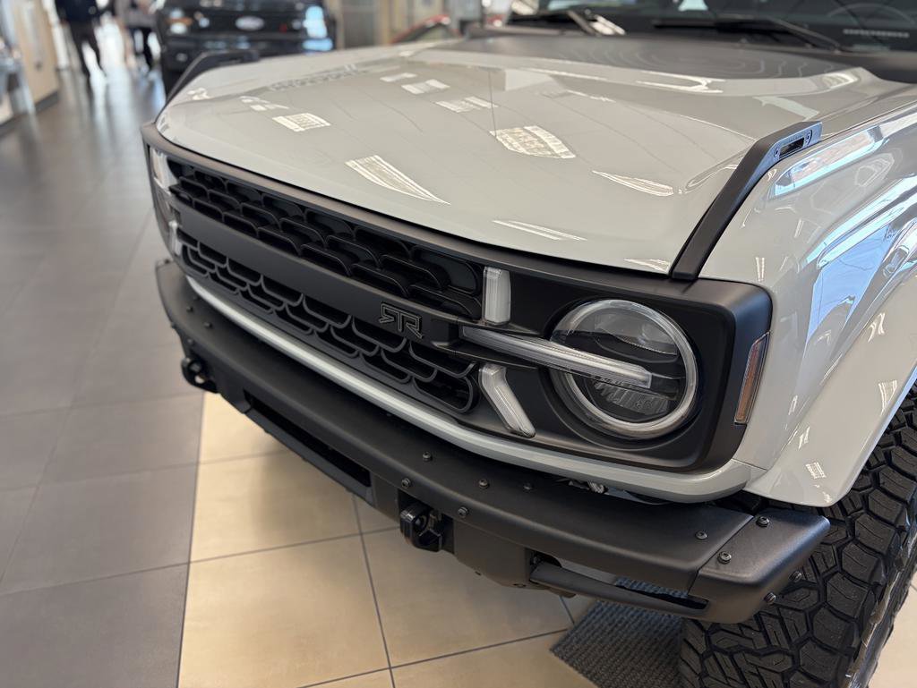 New 2026 Ford Bronco Outer Banks image 9