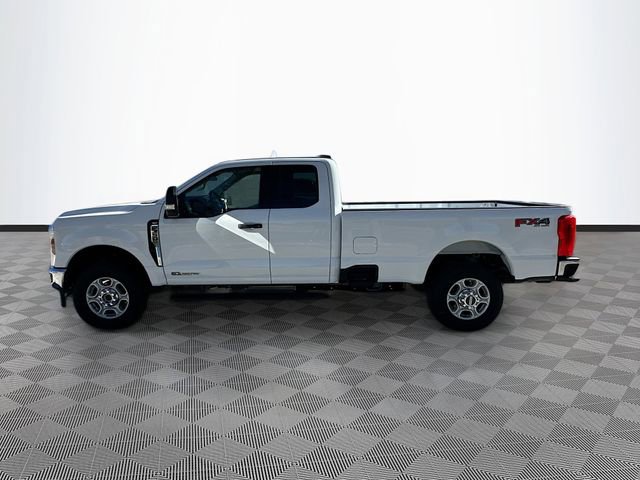 New 2026 Ford F350 XLT w/ FX4 Off-Road Package AWD/4WD image 3