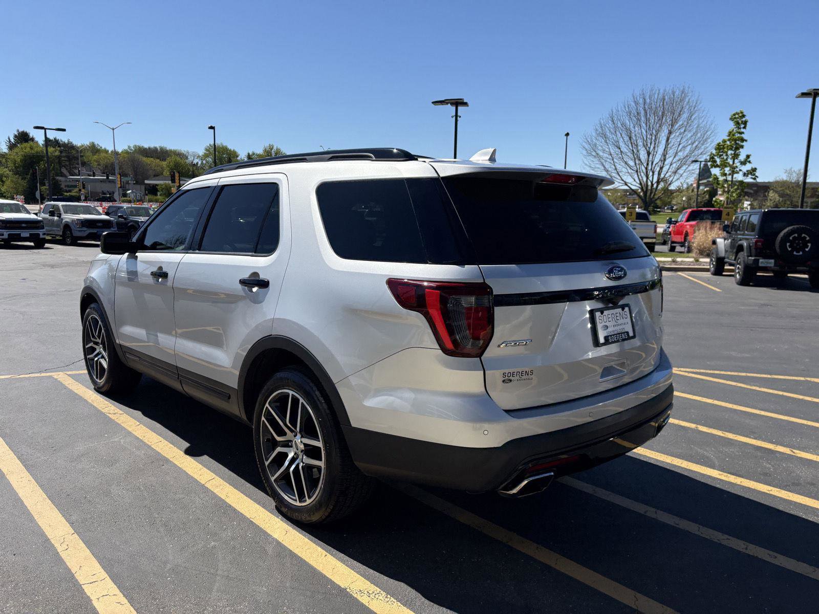 Certified 2017 Ford Explorer Sport AWD/4WD image 4