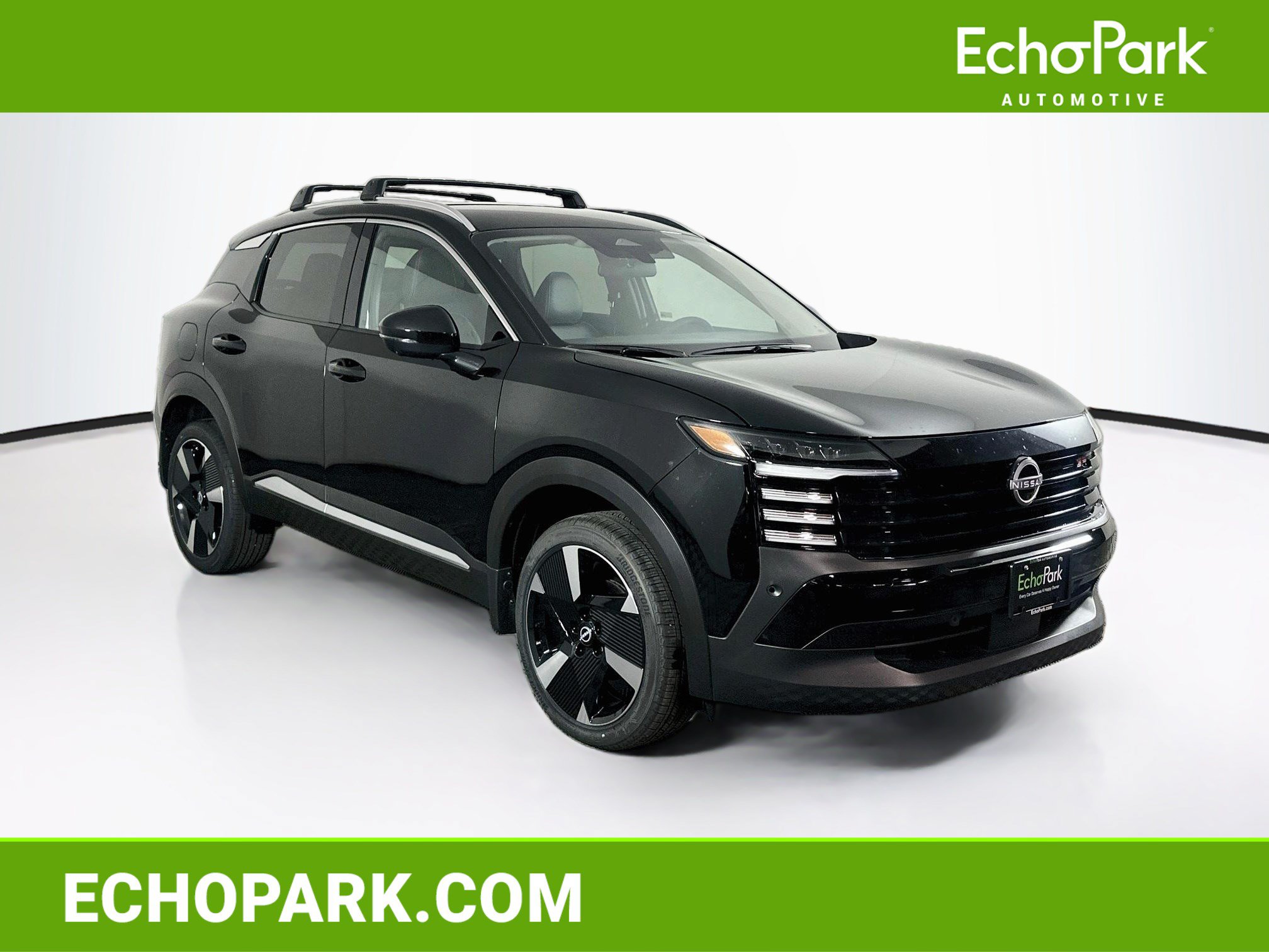 Used 2026 Nissan Kicks SR w/ Cold Weather Package