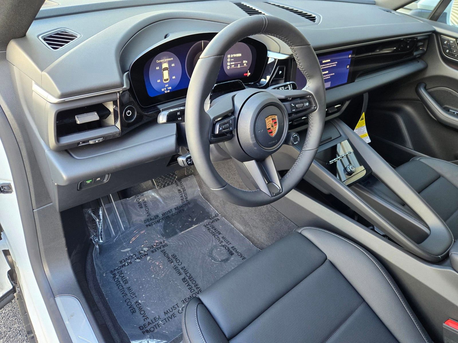 New 2026 Porsche Macan Electric RWD image 4