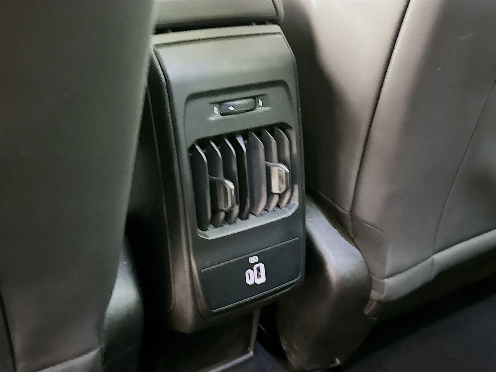 Used 2024 Dodge Hornet R/T Plus w/ Track Pack image 26