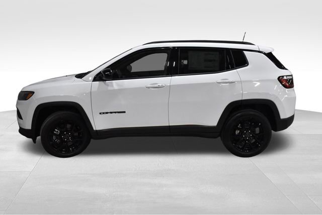 New 2026 Jeep Compass Latitude image 6