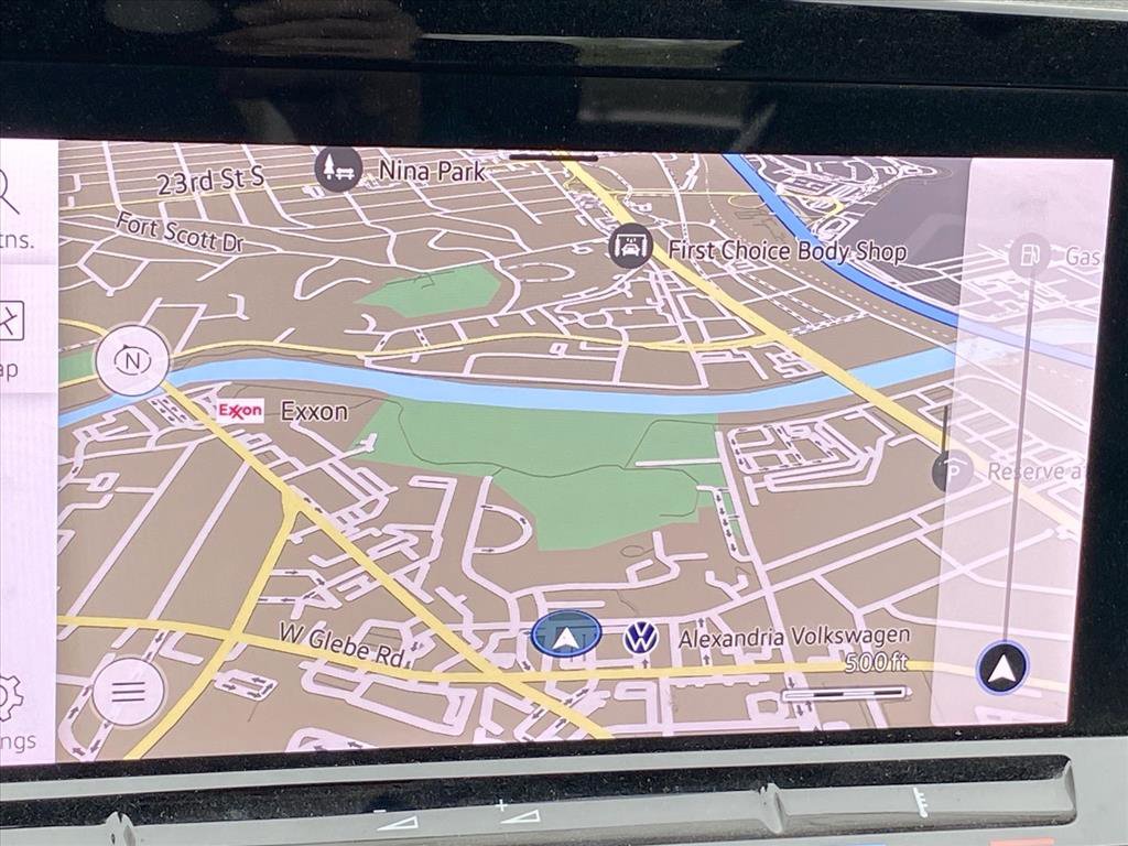 Certified 2024 Volkswagen GTI Autobahn image 12