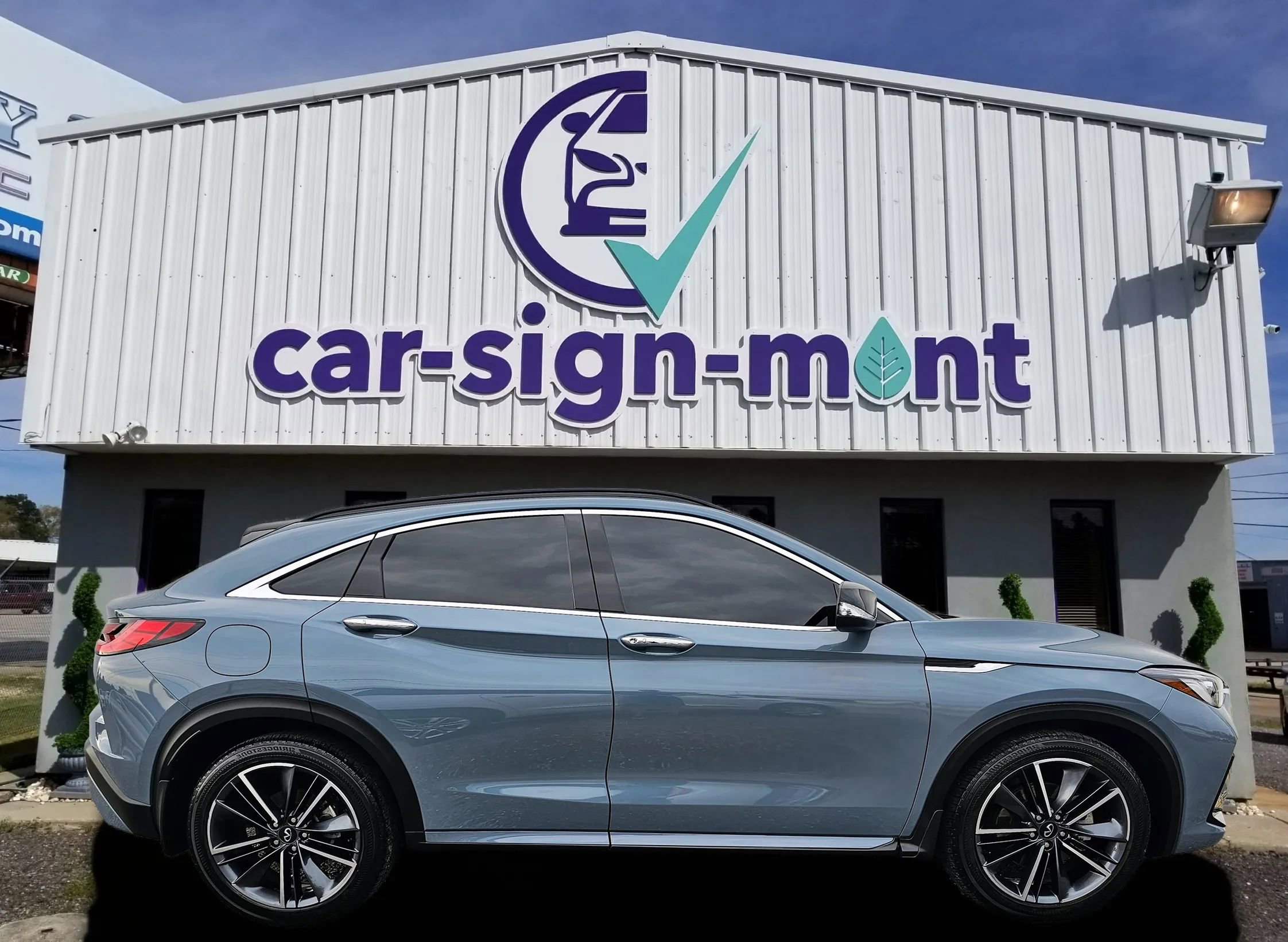Used 2025 INFINITI QX55 Luxe w/ Cargo Package image 6