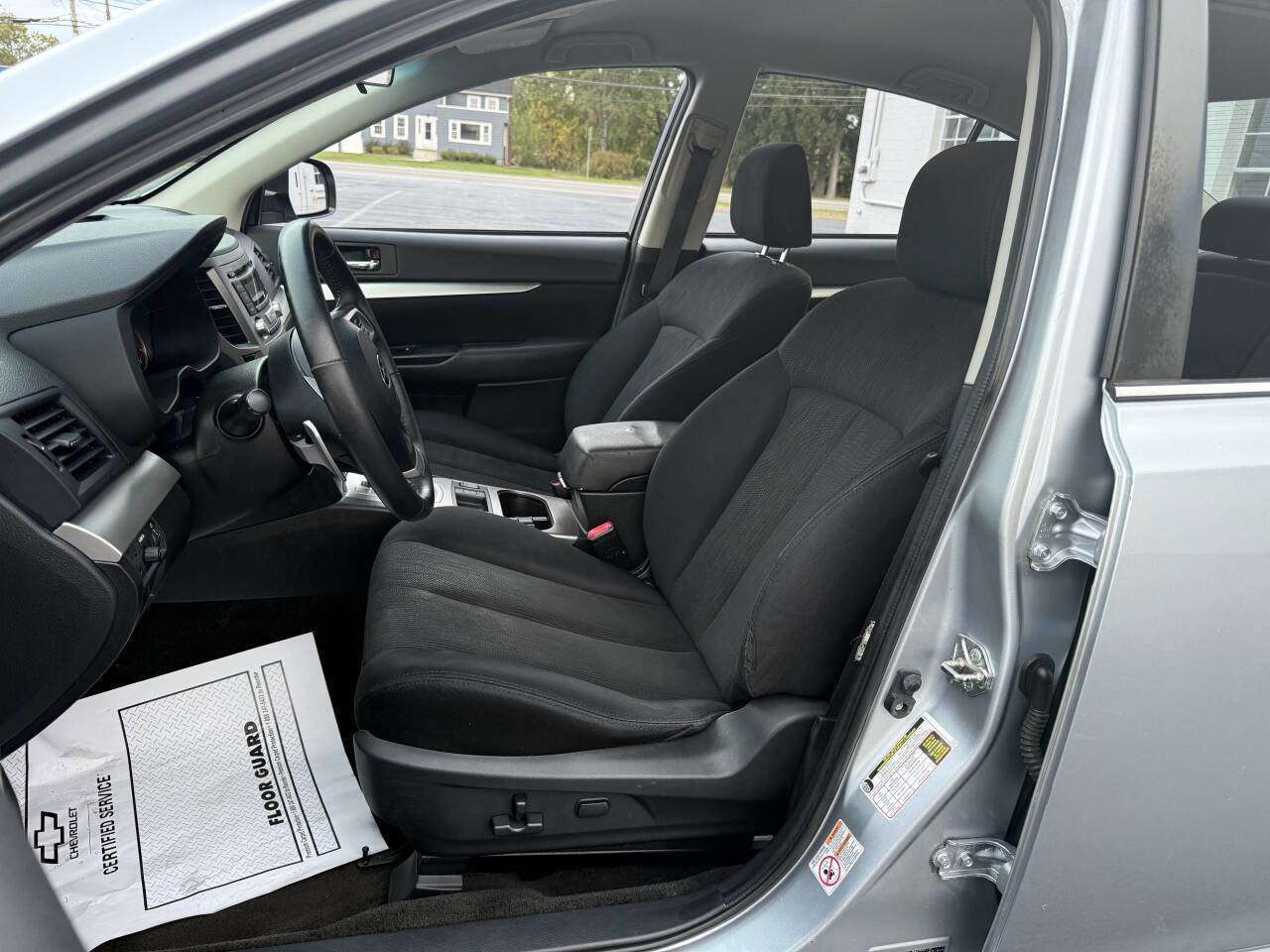 Used 2013 Subaru Legacy 2.5i Premium w/ All-Weather Pkg image 10