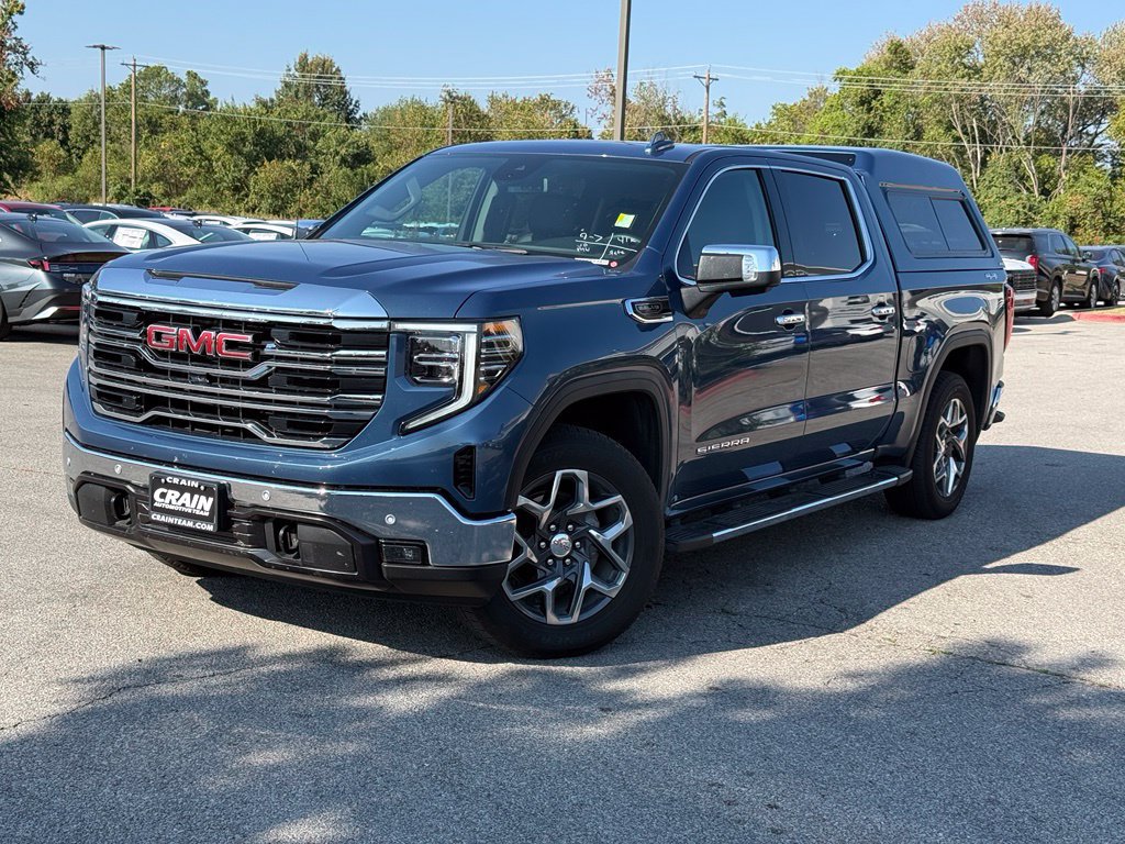 Used 2024 GMC Sierra 1500 SLT w/ SLT Premium Plus Package AWD/4WD image 3