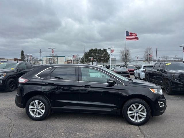 Used 2018 Ford Edge SEL w/ Equipment Group 201A image 4