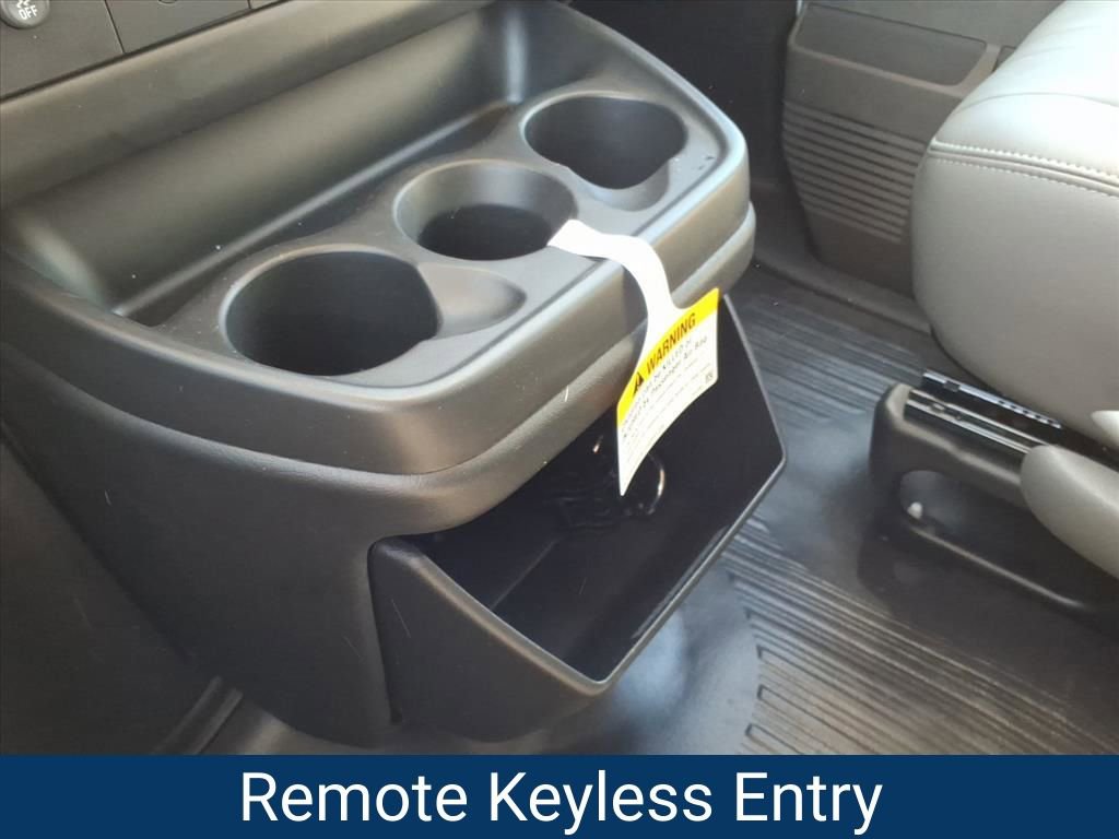 New 2025 Chevrolet Express 2500 Work Van w/ Communications Package image 13