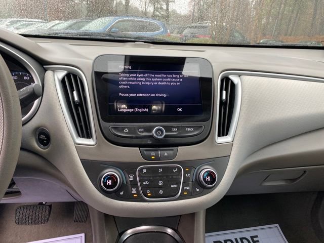 Used 2023 Chevrolet Malibu LT image 32