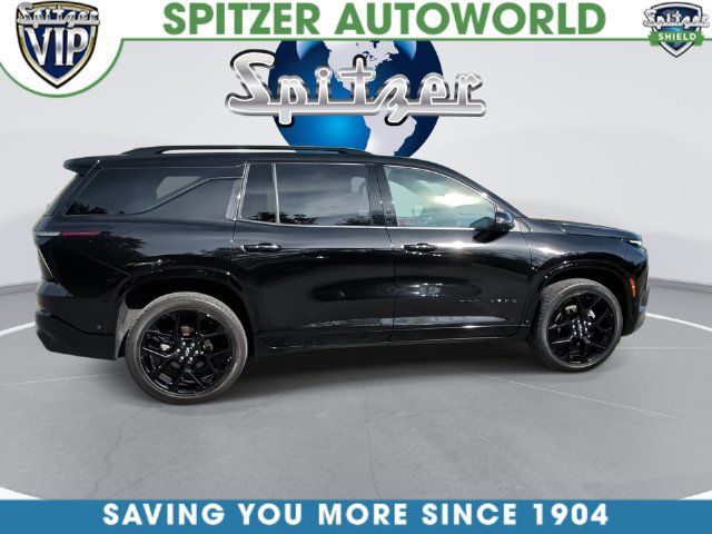 Used 2024 Chevrolet Traverse RS w/ LPO, Floor Liner Package AWD/4WD image 16