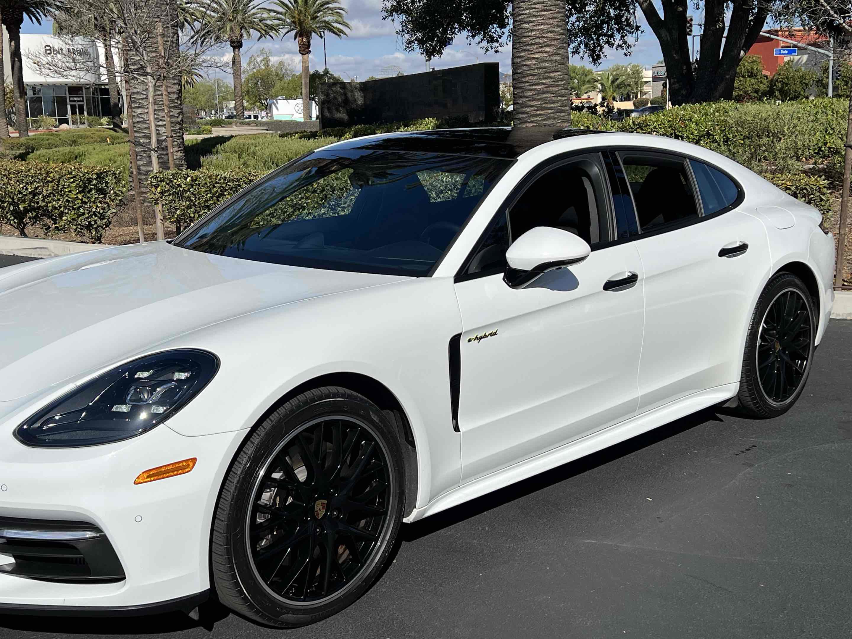 Used 2020 Porsche Panamera 4 image 49