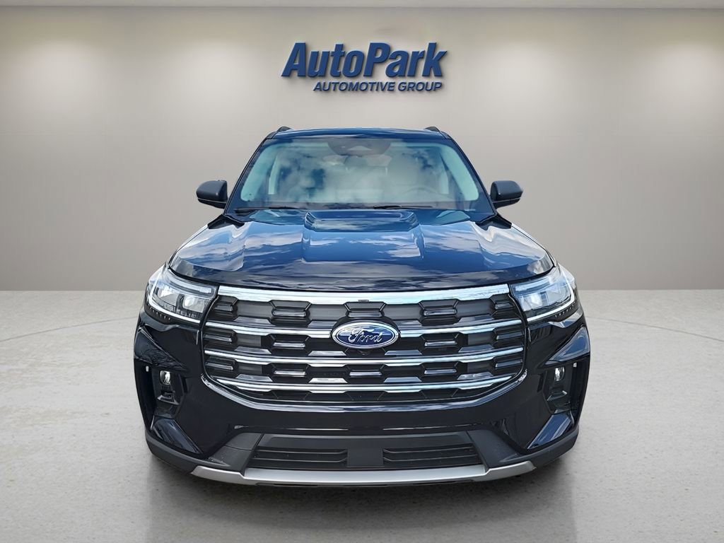 New 2026 Ford Explorer Active w/ Active Comfort Package image 2