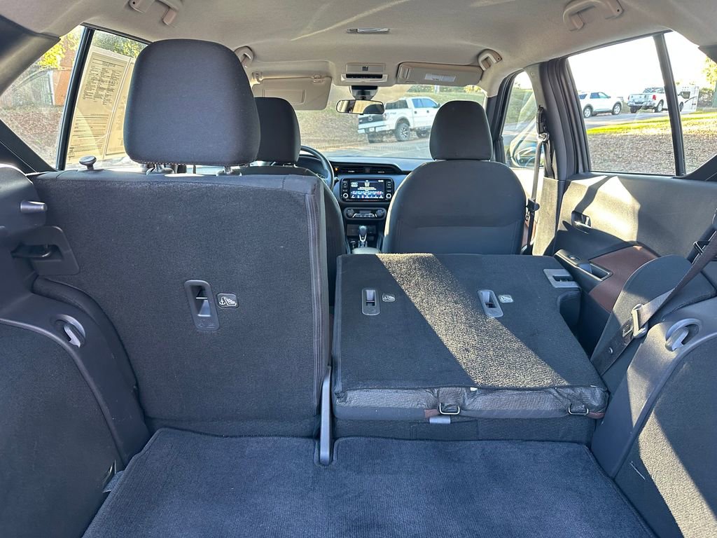 Used 2024 Nissan Kicks SR image 47