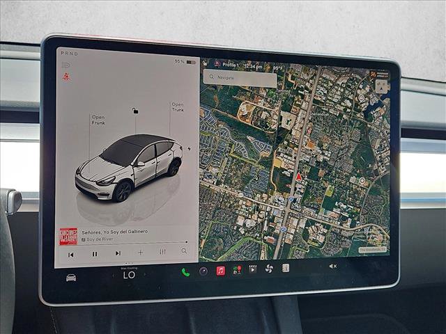 Used 2025 Tesla Model Y Long Range AWD/4WD image 13