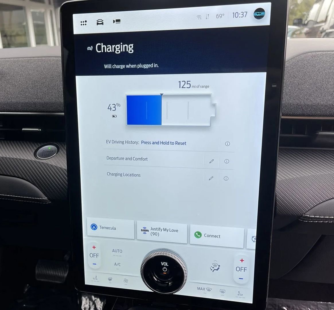 Used 2021 Ford Mustang Mach-E Premium image 19