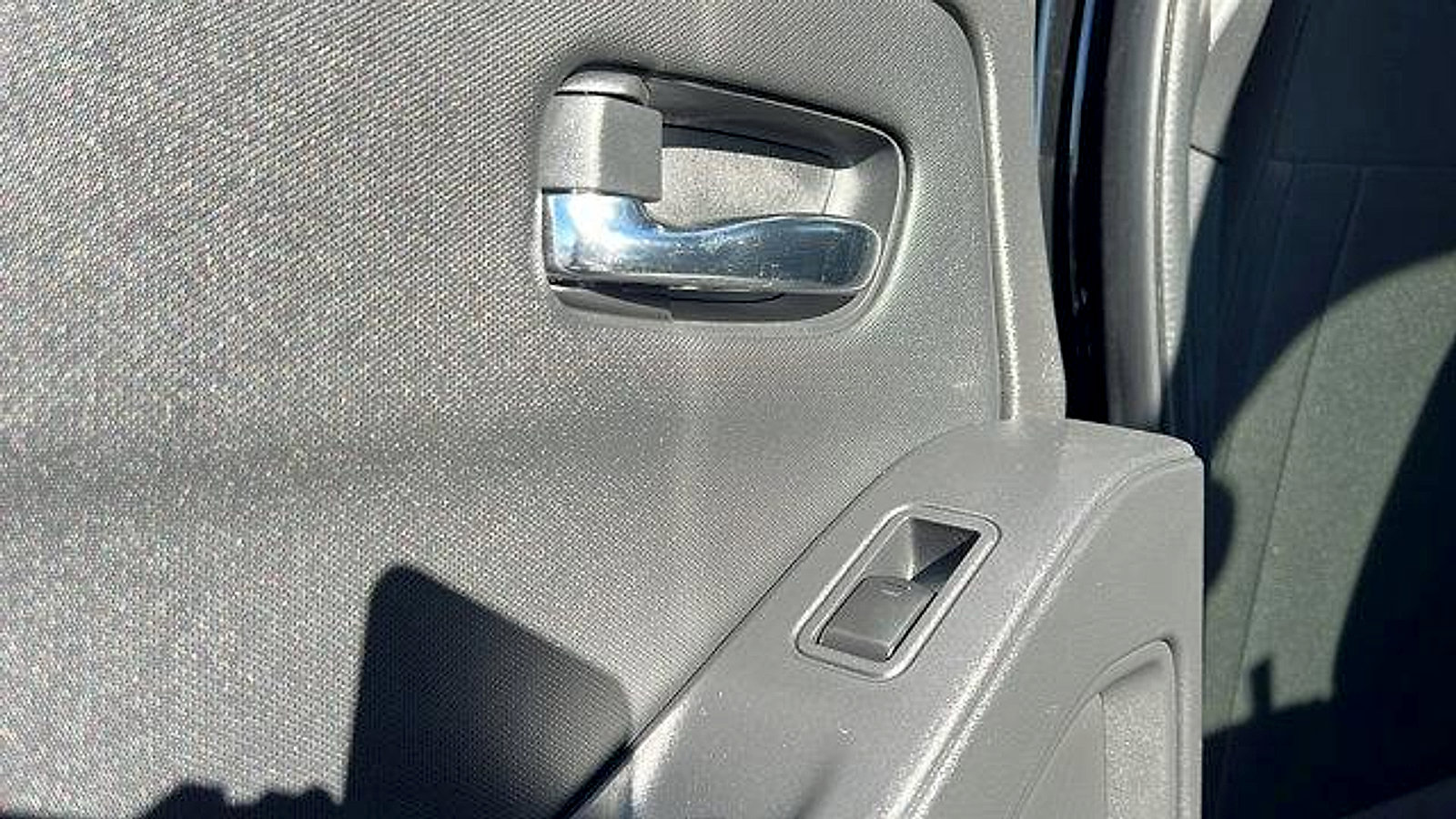 Used 2023 Nissan Frontier PRO-4X w/ Technology Package image 12