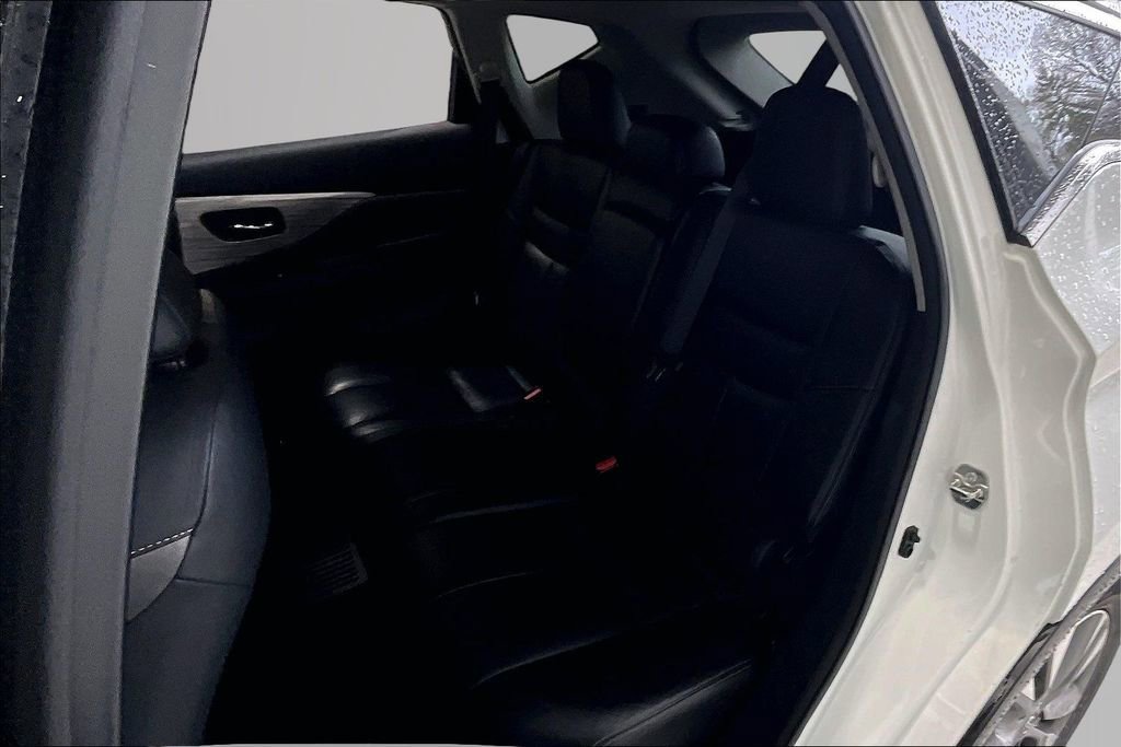 Used 2015 Nissan Murano S AWD/4WD image 21