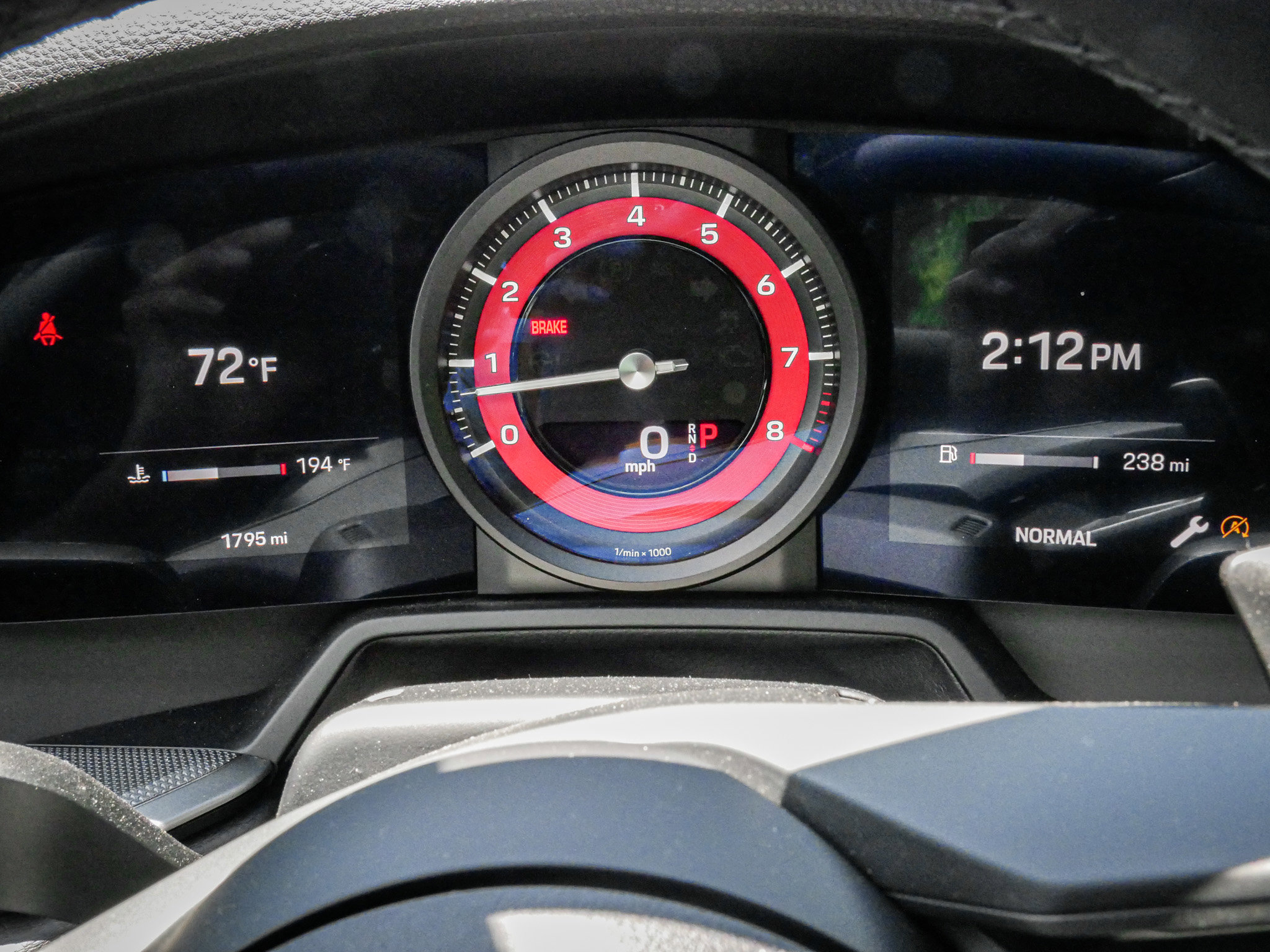 Used 2024 Porsche 911 Carrera RWD image 21