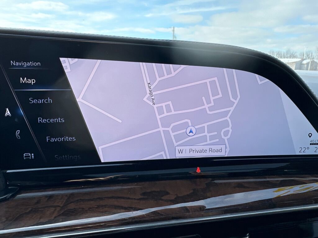 Used 2021 Cadillac Escalade Premium Luxury Platinum image 14