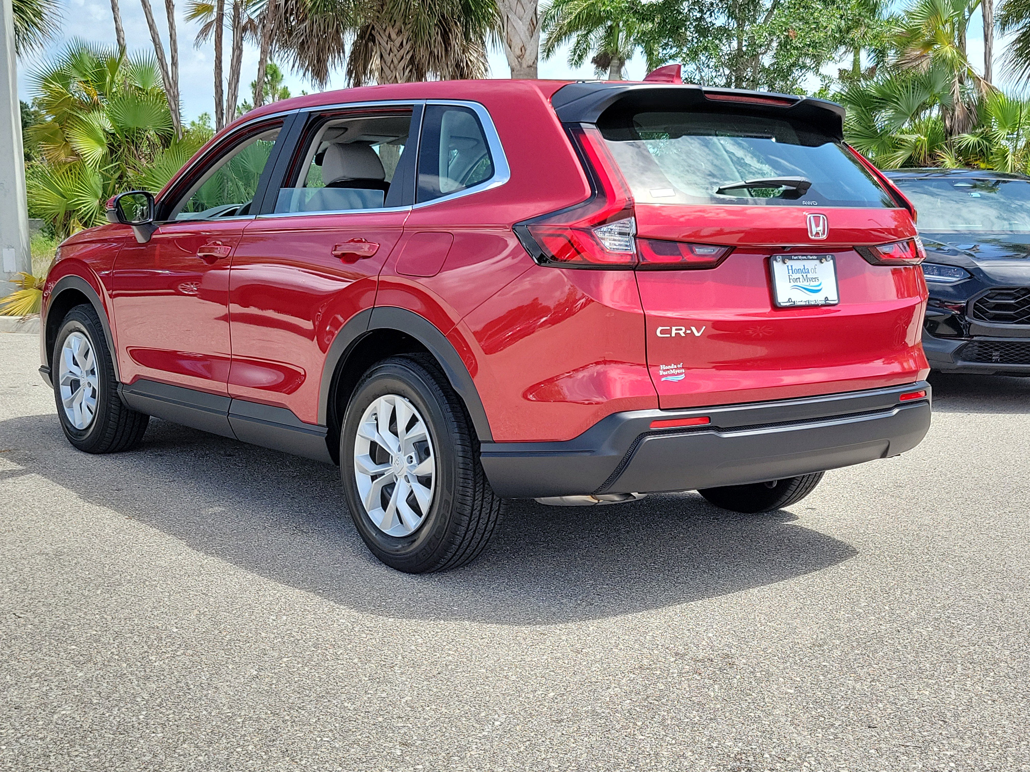 Used 2024 Honda CR-V LX image 4