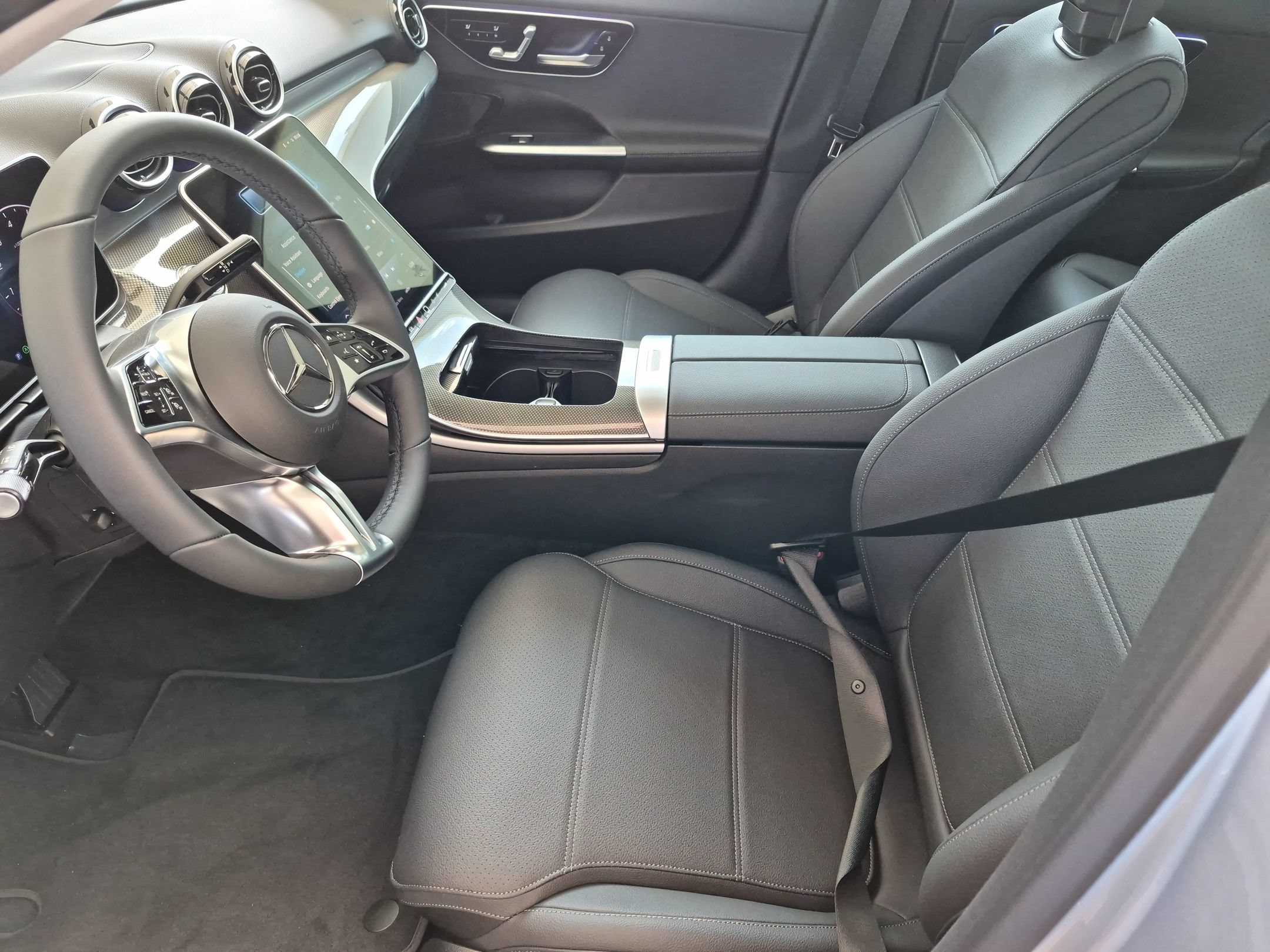 New 2026 Mercedes-Benz C 300 4MATIC Sedan image 16