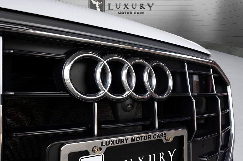 Used 2023 Audi Q8 Premium Plus AWD/4WD image 14