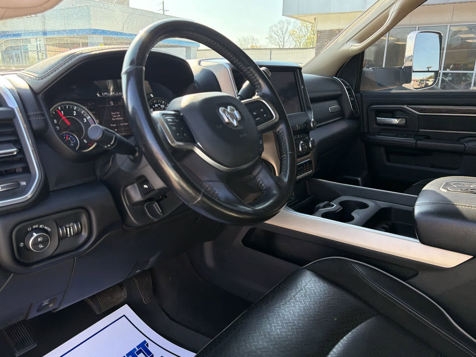 Used 2021 RAM 2500 Laramie w/ Snow Chief Group AWD/4WD image 15