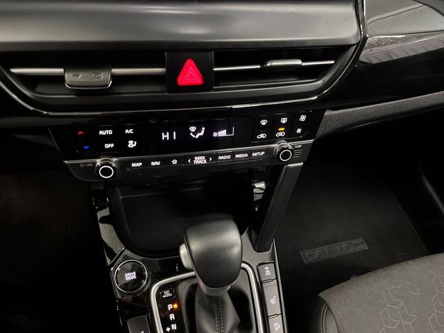 Certified 2024 Kia Seltos S image 16