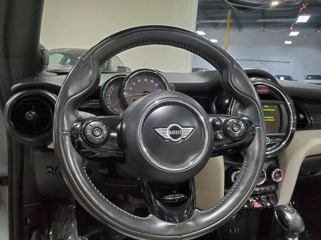 Used 2017 MINI Cooper S image 23
