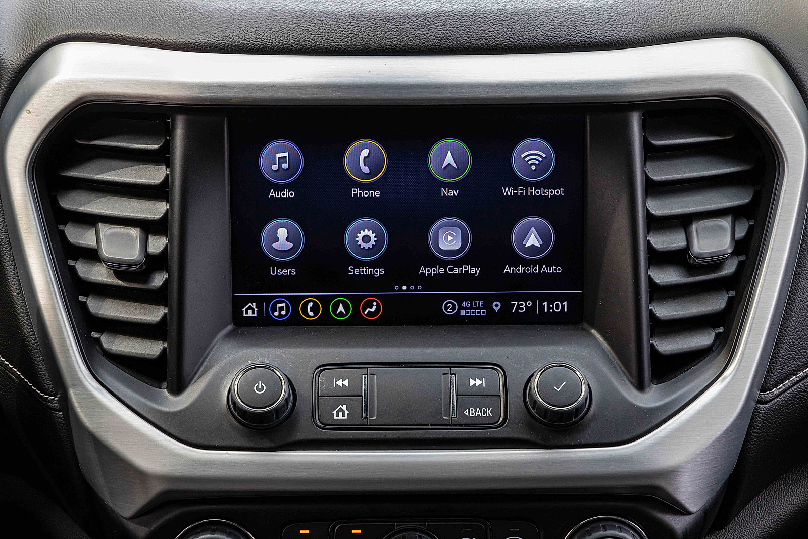 Used 2023 GMC Acadia SLT w/ LPO, Floor Liner Package image 12