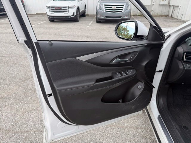 Used 2025 Buick Envista Avenir FWD image 11