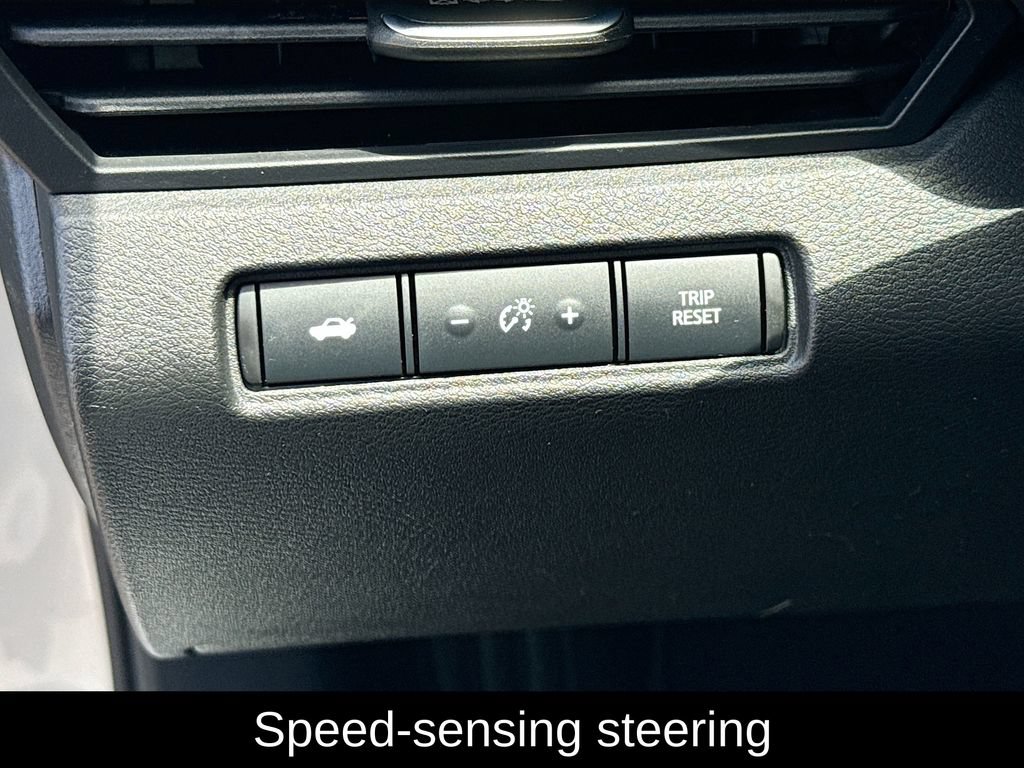 Certified 2025 Nissan Altima 2.5 SV FWD image 9