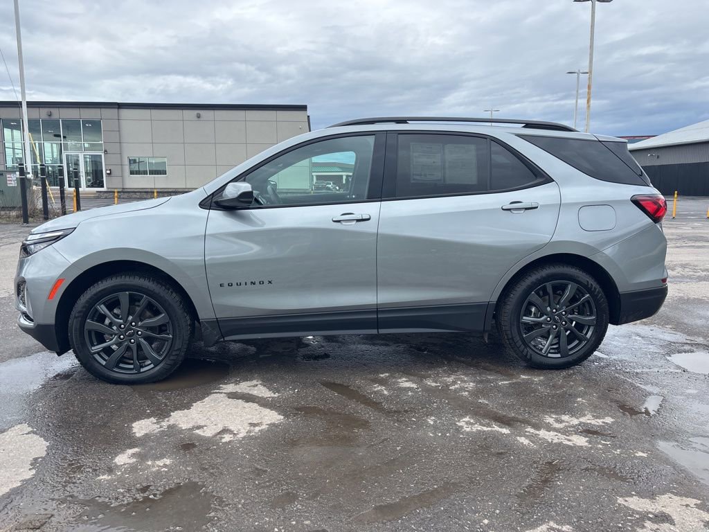 Used 2024 Chevrolet Equinox RS AWD/4WD image 4