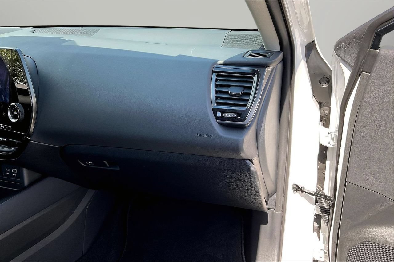 Used 2025 Lexus NX 250 FWD w/ Towing Package (2000 Lbs) image 21