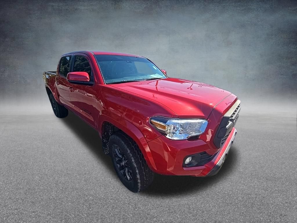 Used 2021 Toyota Tacoma SR5 AWD/4WD image 2