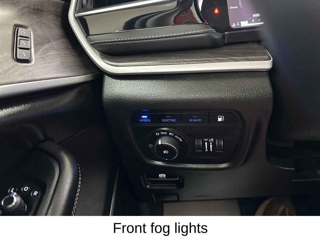 Used 2023 Jeep Grand Cherokee 4WD 4xe image 38