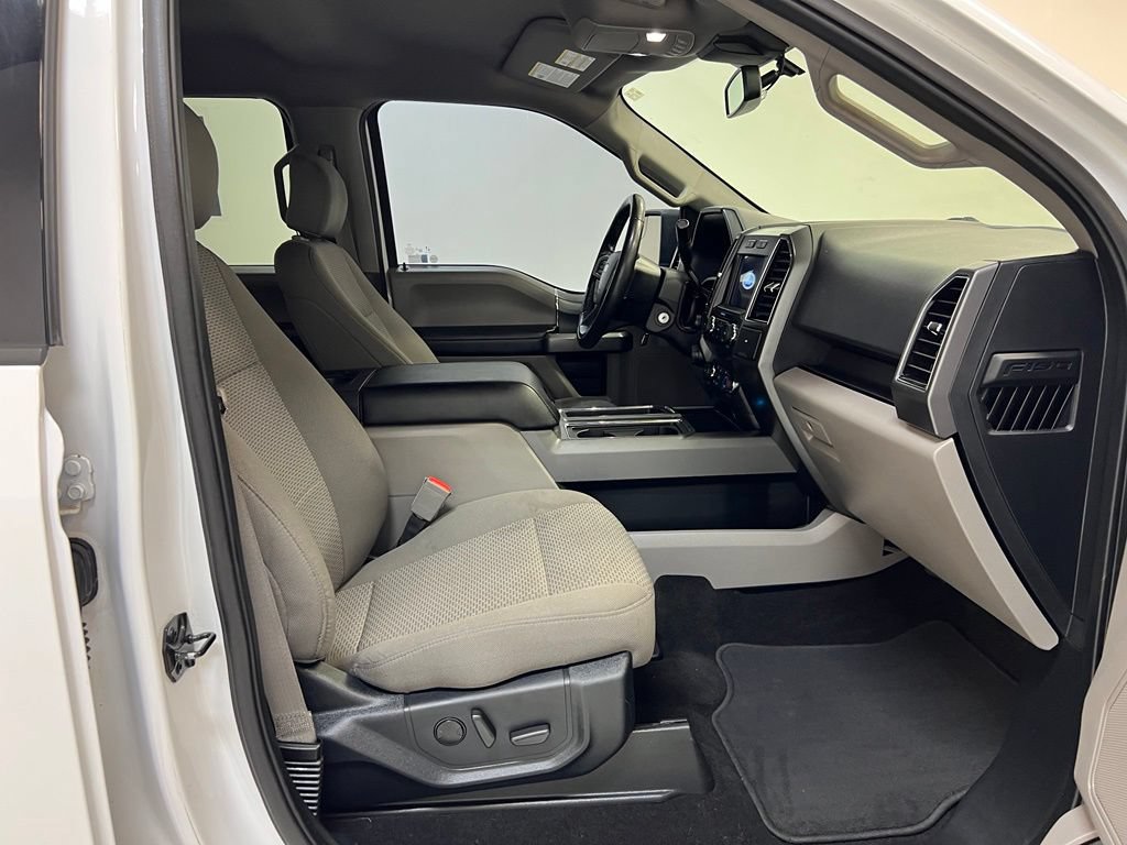 Used 2020 Ford F150 XLT w/ Equipment Group 302A Luxury AWD/4WD image 31